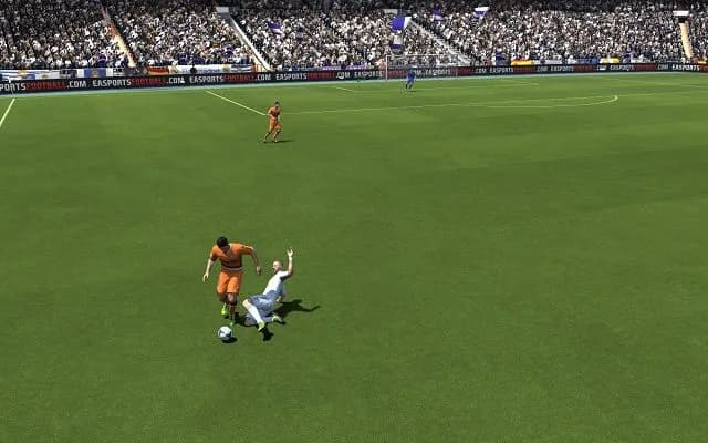 Jak grać w obronie FIFA 22: 7 skutecznych technik i taktyk